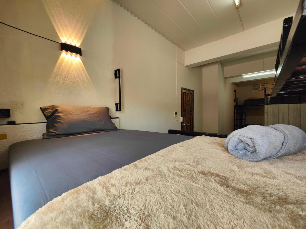 Stay At Moon Hostel 핫 린 외부 사진