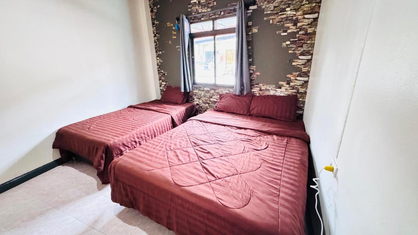 Stay At Moon Hostel 핫 린 외부 사진
