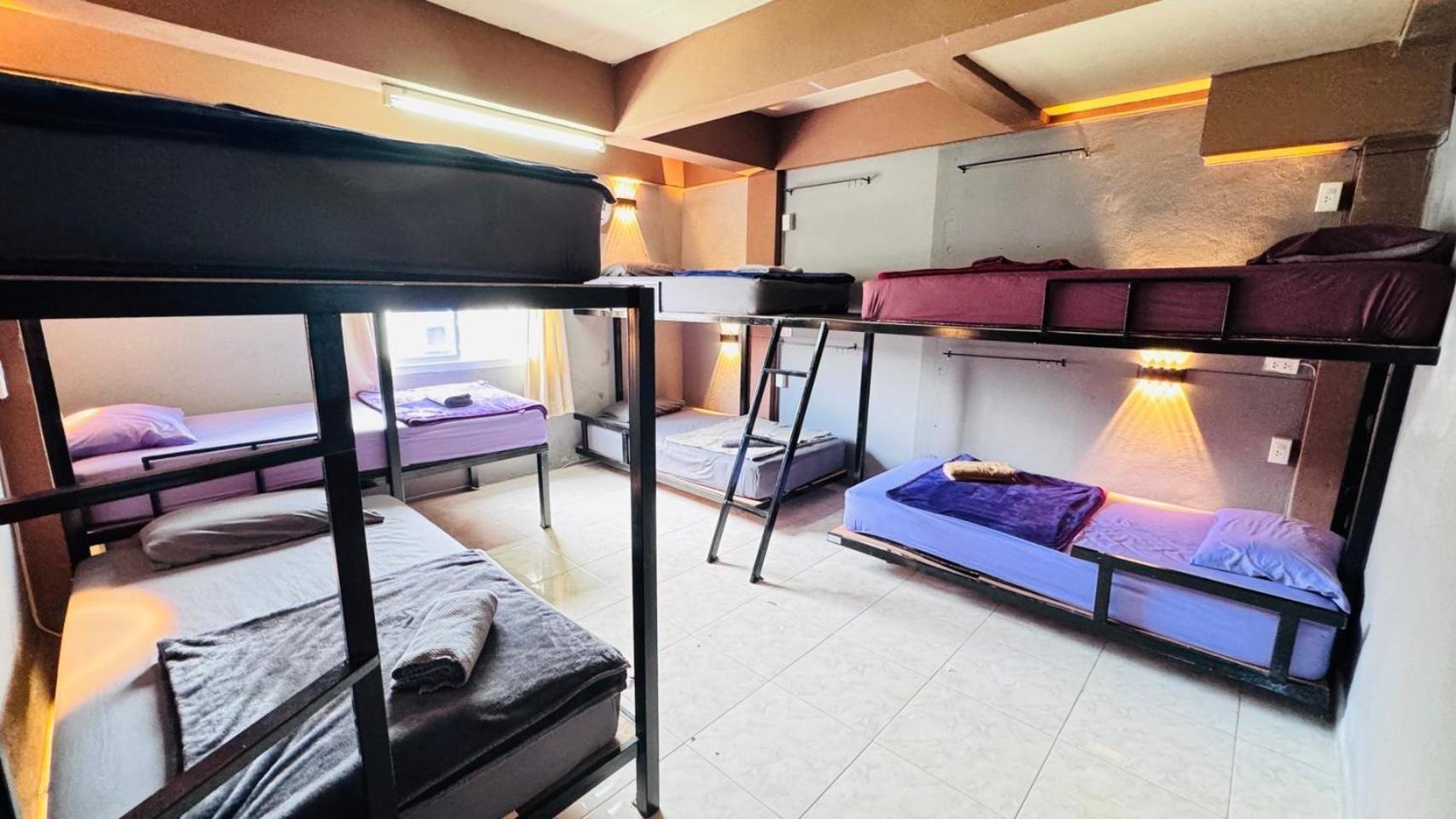Stay At Moon Hostel 핫 린 외부 사진
