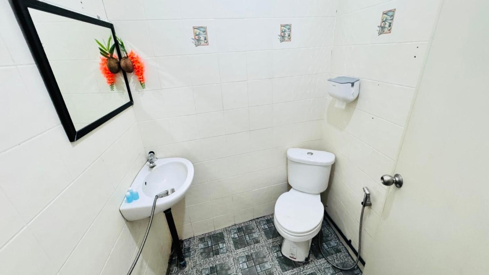 Stay At Moon Hostel 핫 린 외부 사진