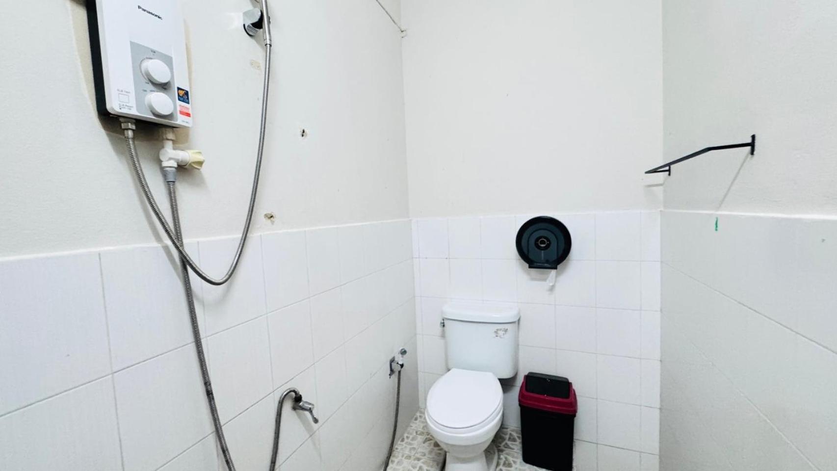 Stay At Moon Hostel 핫 린 외부 사진