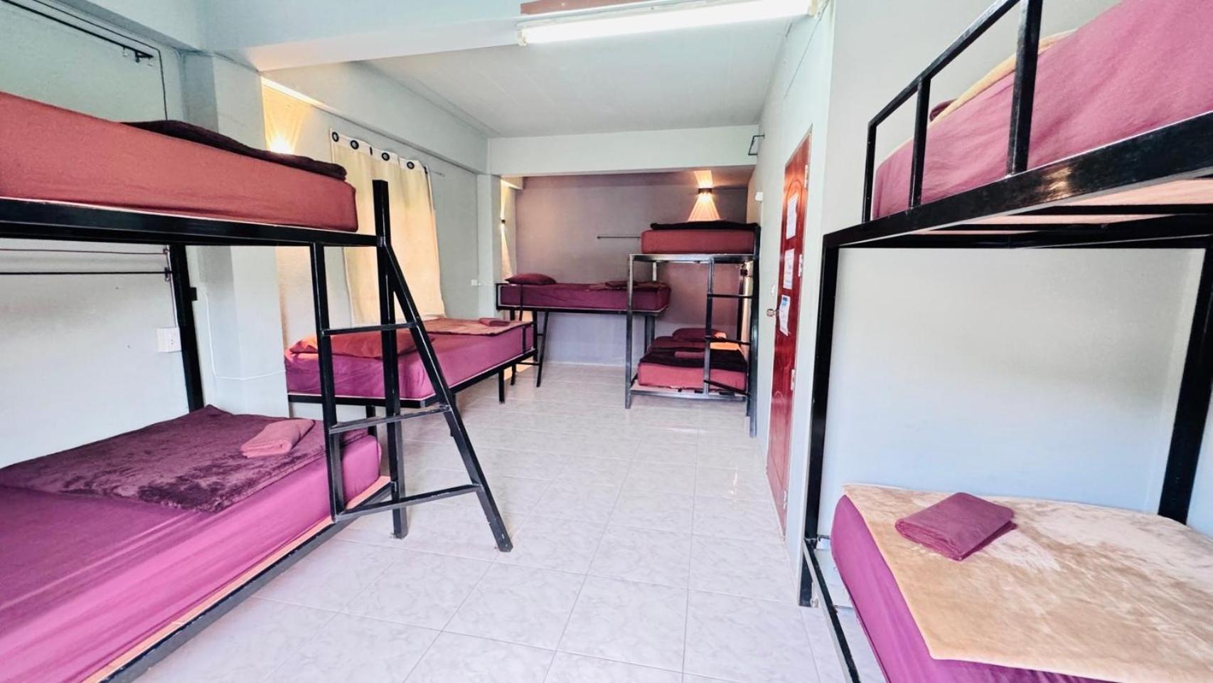 Stay At Moon Hostel 핫 린 외부 사진